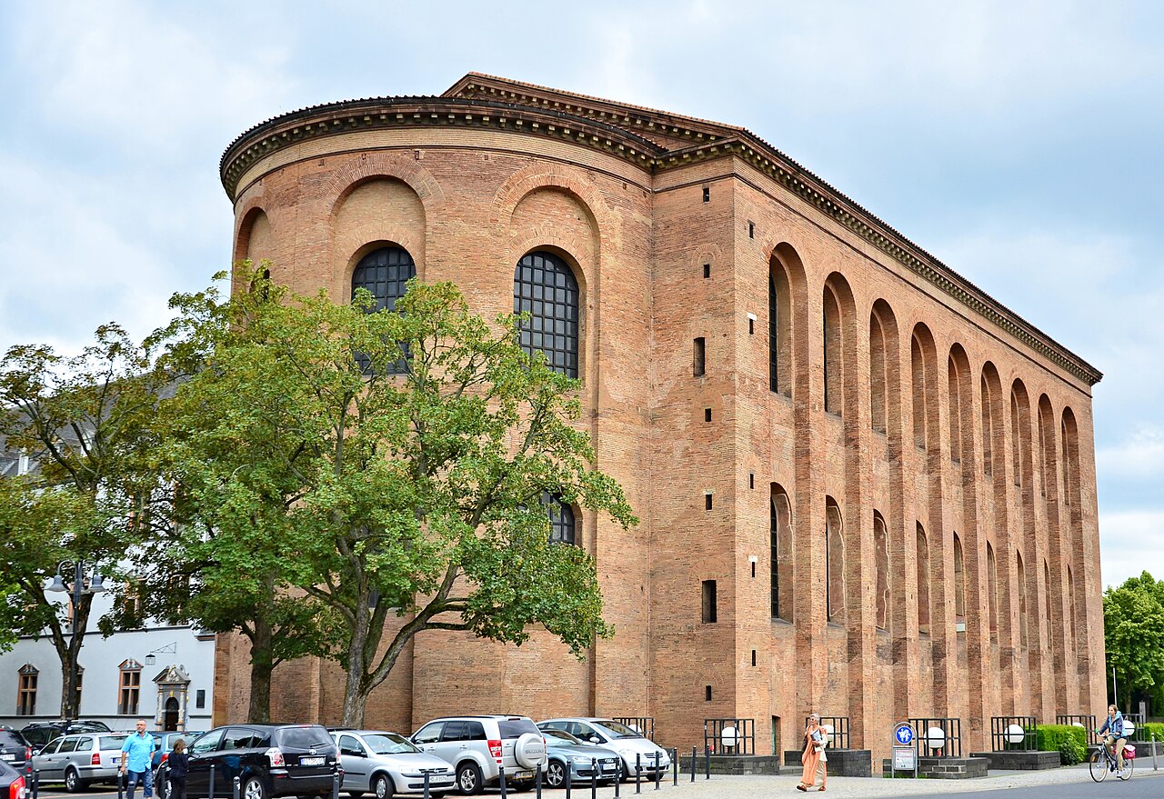 Huge ancient Roman building still standing in Germany.