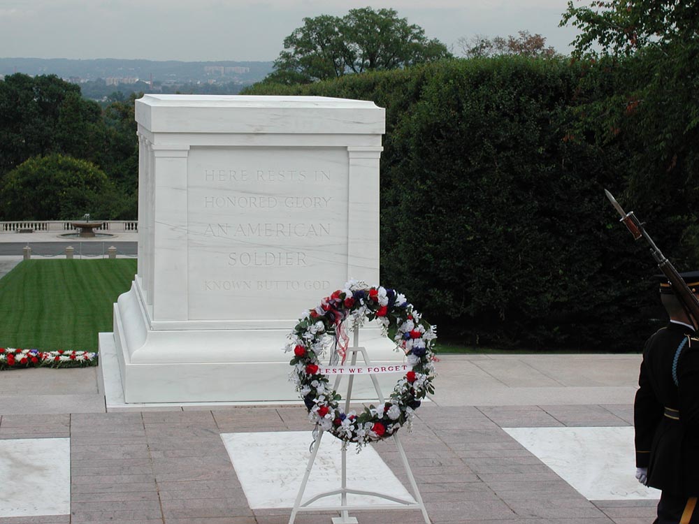 A special tomb honors brave soldiers who gave their lives.