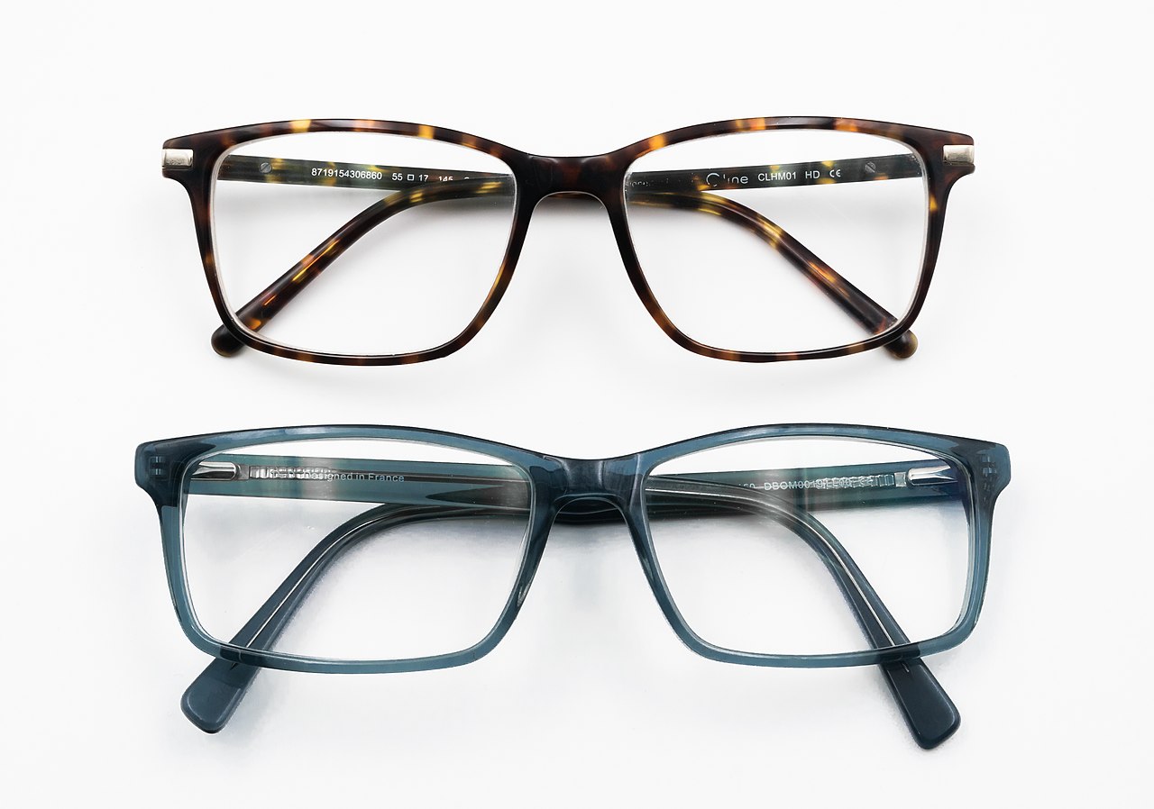Eyeglasses
