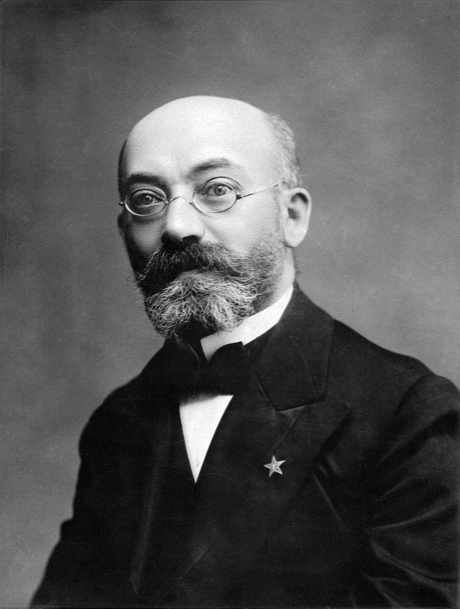 A picture of Zamenhof, the man who made Esperanto.