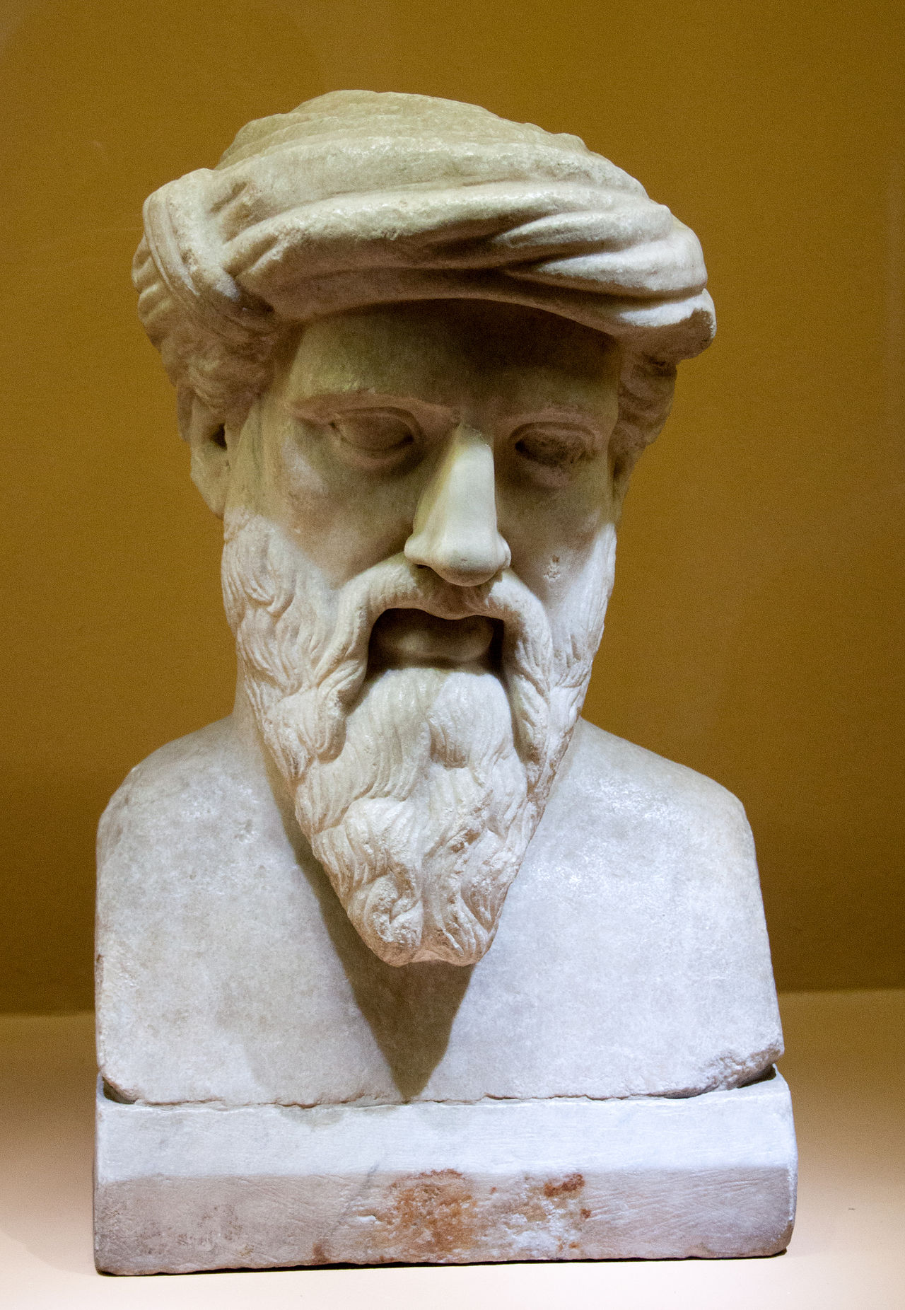 An old statue made to look like the famous Greek thinker Pythagoras.