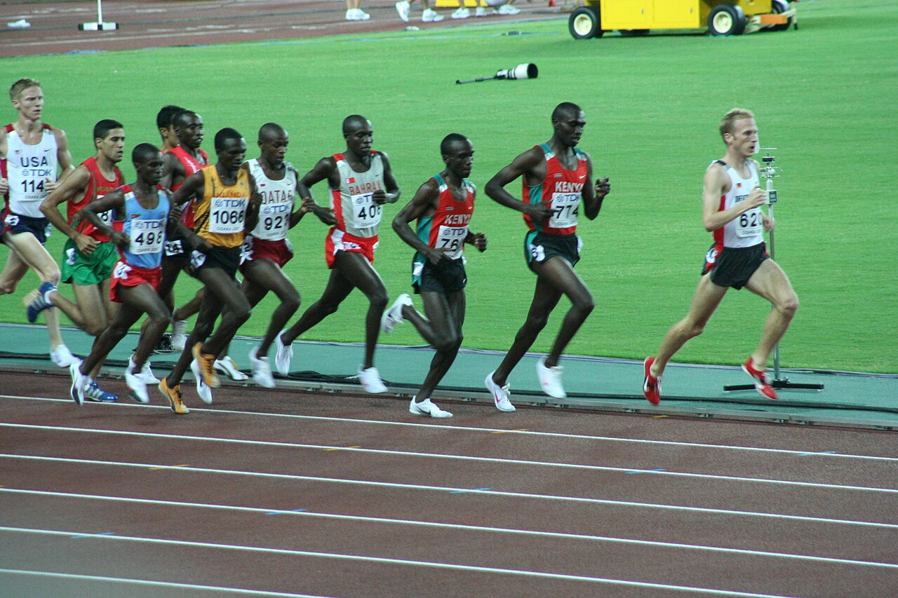Eliud Kipchoge racing in the 5,000 meters at a big championship.
