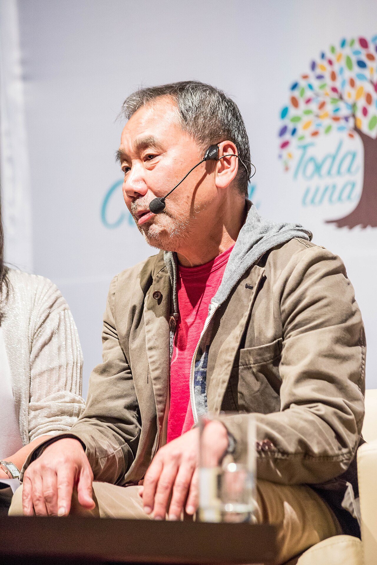 Writer Haruki Murakami speaking at an event in Ecuador.