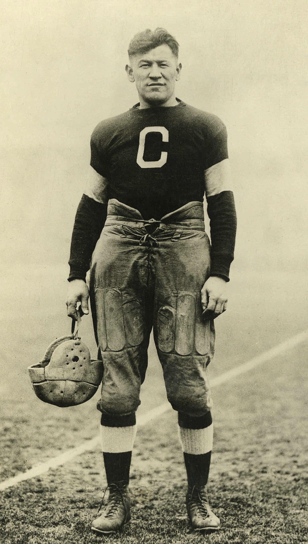 Jim Thorpe in his Canton Bulldogs football uniform.