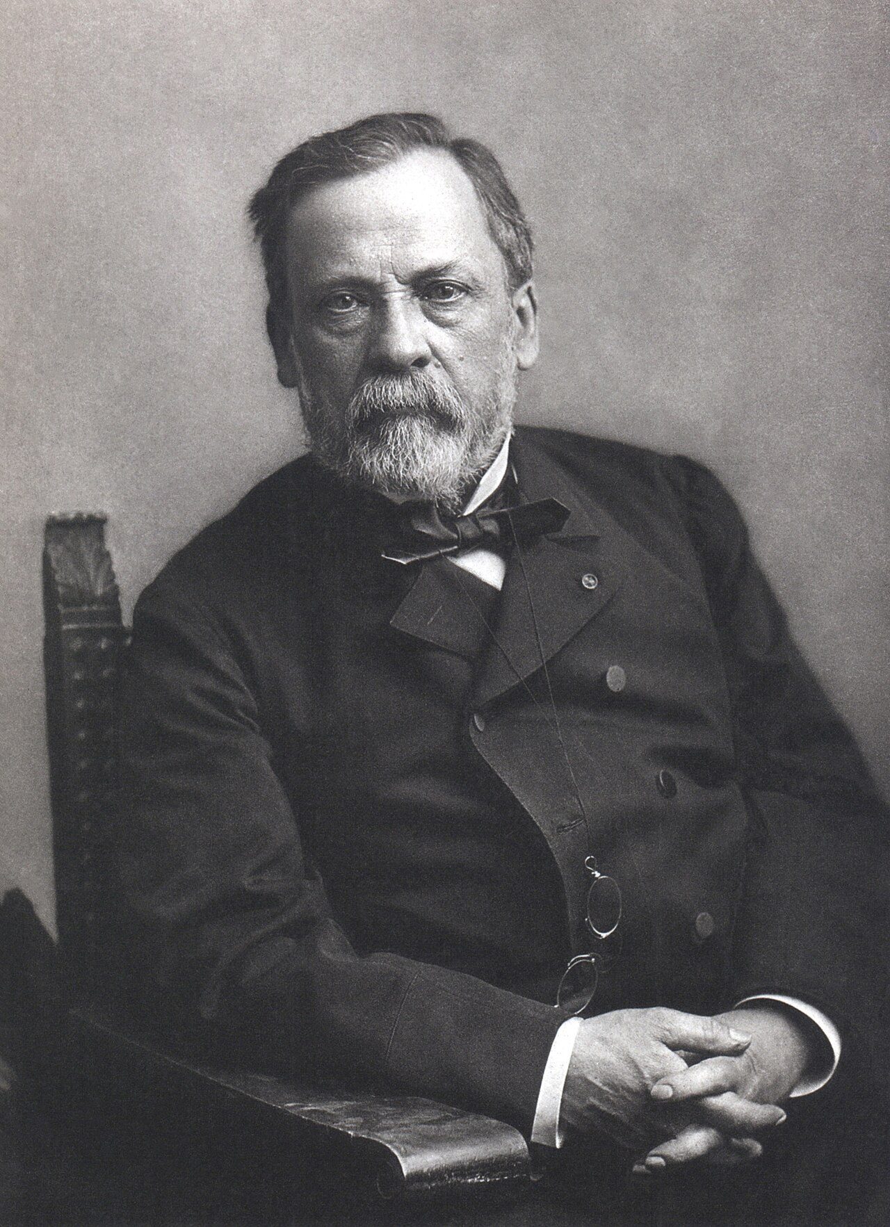 A studio photograph of the French scientist Louis Pasteur.