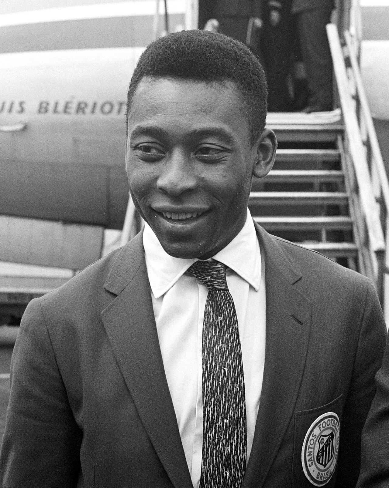 Young Pele arriving at an airport in 1962.