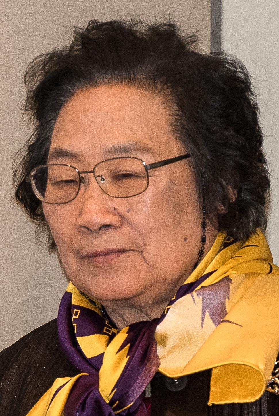 Tu Youyou with other Nobel Prize winners in medicine in 2015.